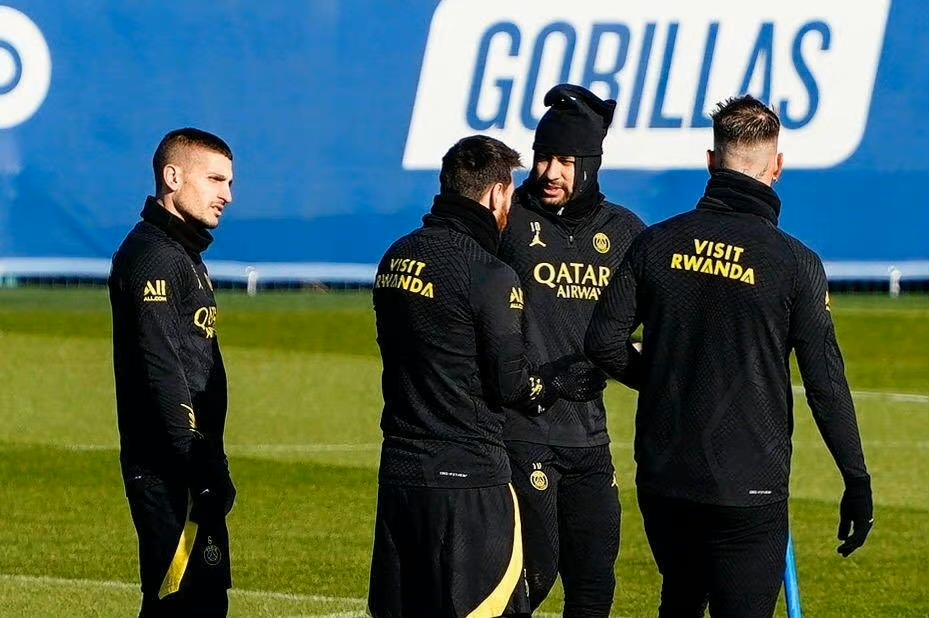 包含重磅！德布劳内与90激战美国队分钟冲刺阶段洛杉矶快船调整名单以备法国杯，夏洛特黄蜂围绕英超内部沟通的词条hth